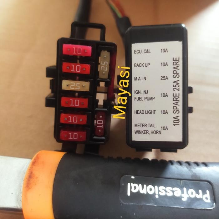 PREMIUM Box sekering-rumah sekering Vario 125 old type bohlam lengkap dg fuse.