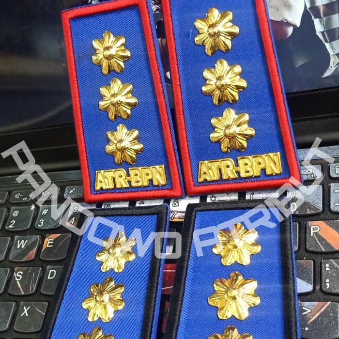 PREMIUM pangkat 4b bpn kepala kantor