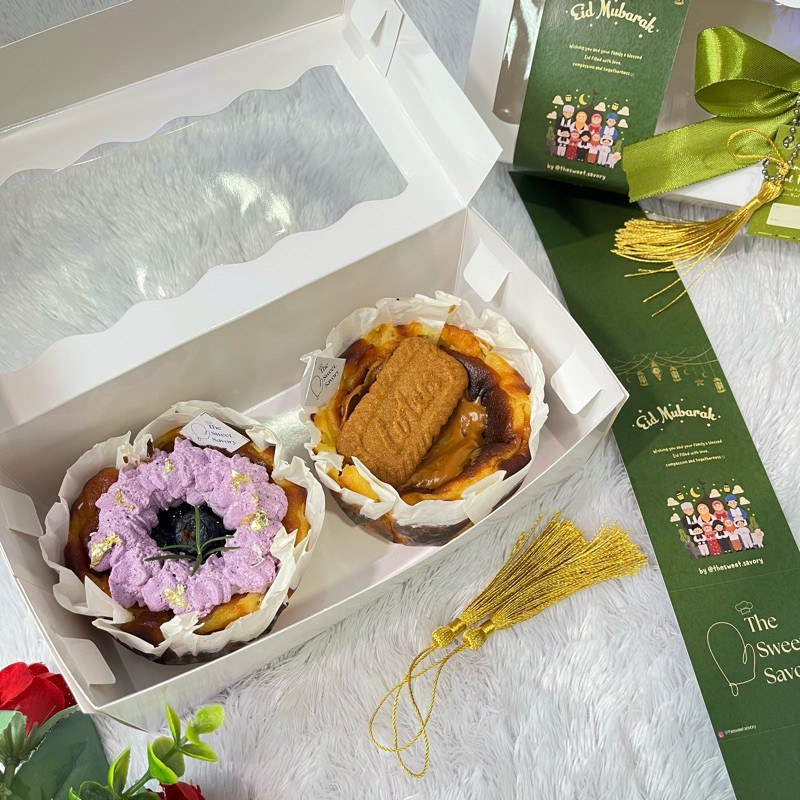 

Hampers burnt cheesecake isi 2 (D10cm)