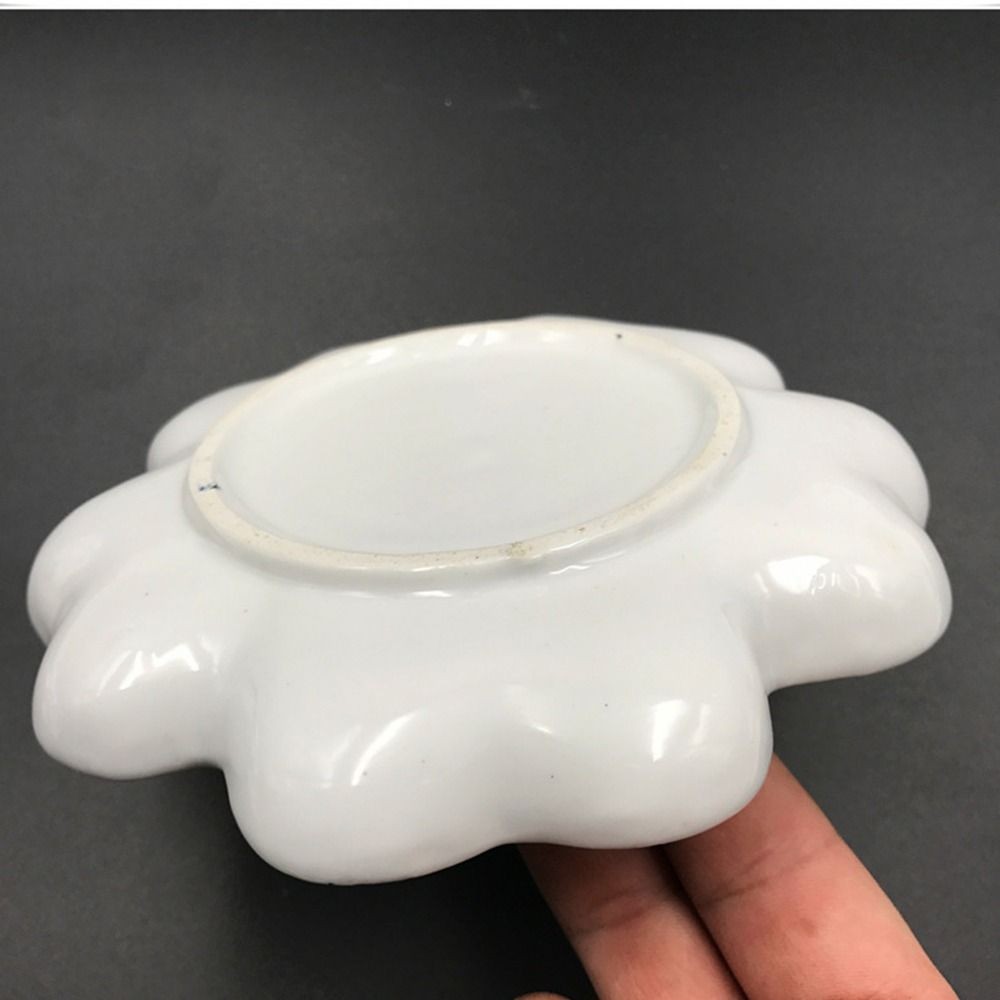 

Ceramic Paint Palette Tray 6/7 Grid White Plum Blossom Paint Plate 3 Size Portable Mixing Colour Tray Watercolor Dish