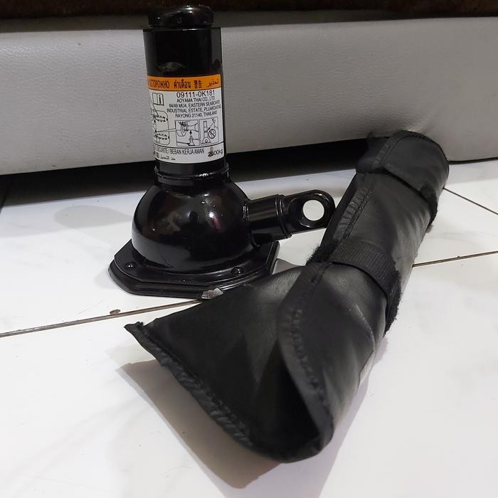 PREMIUM Dongkrak Set Innova Reborn Venturer