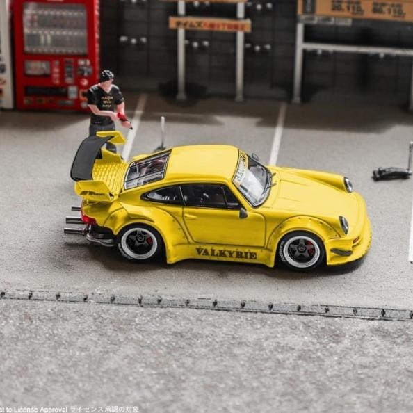 Terlaris Star Model 1/64 Rauh-Welt Rwb930 Valkyrie Yellow Car Only