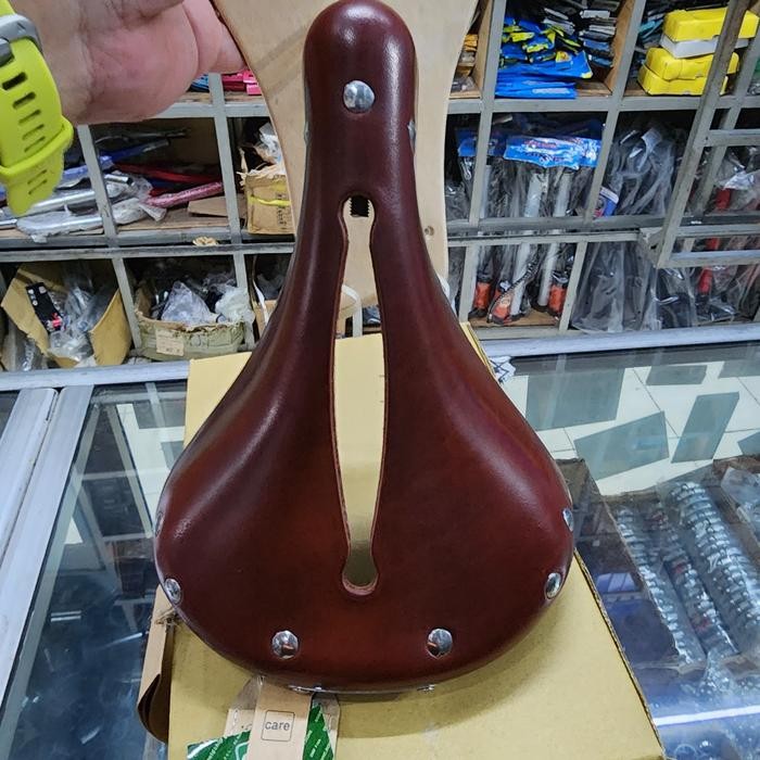 SADEL GYES ORIGINAL KULIT ASLI GS 025H BOLONG - GYES TAIWAN