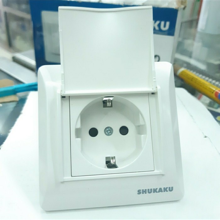 Stop Kontak Tutup SHUKAKU Stop Kontak Inbow + Cover SHUKAKU - SKU 8625