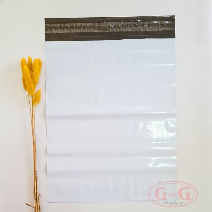 

Aman - Plastik Polymailer 32X40 100Pcs Putih Susu Polos Packing Amplop