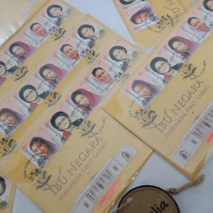 

Aman - Shp Perangko Ibu Negara (Indonesia First Ladies) Tahun 2014