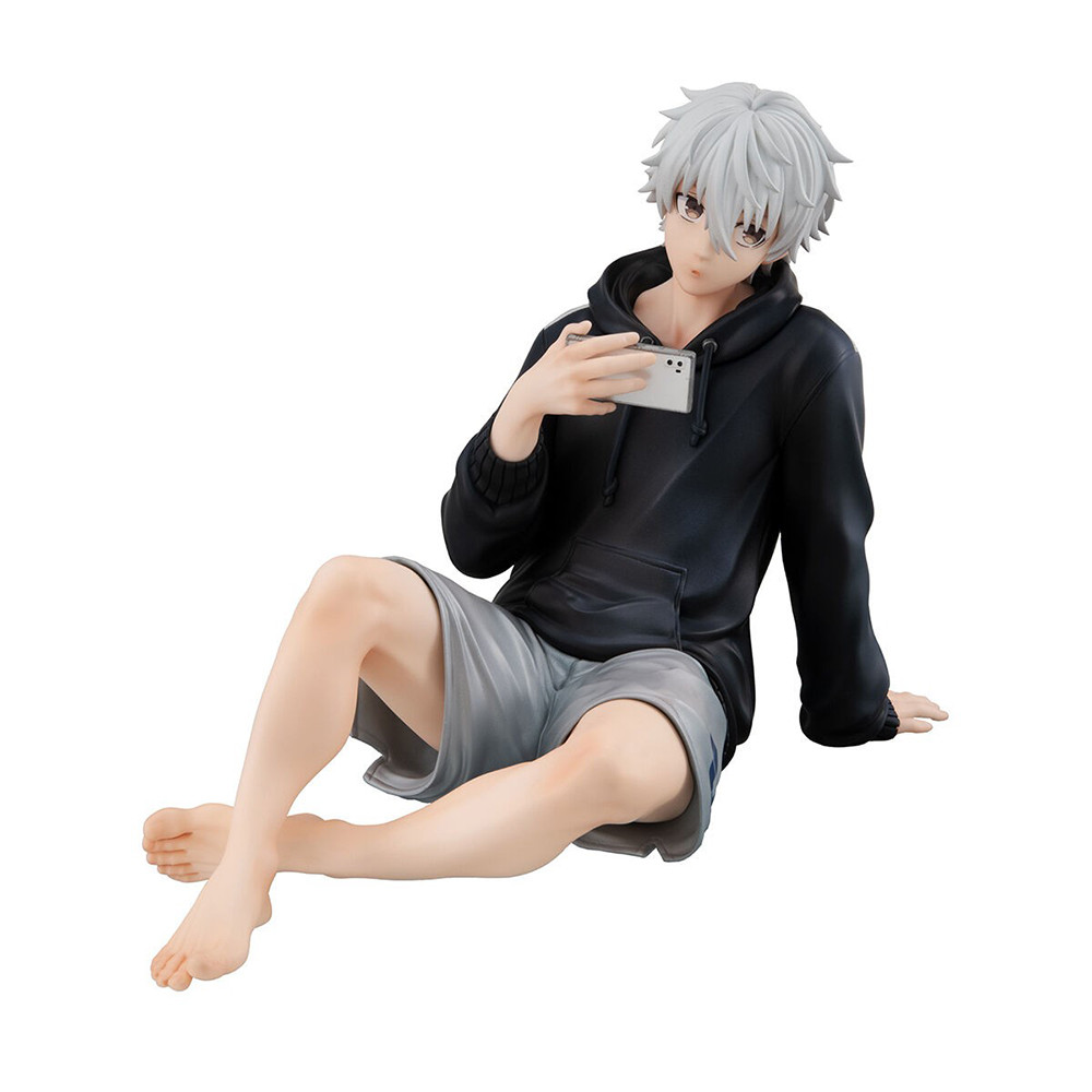 Nagi Seishiro Anime Figure Sitting Pose Action Figure Nagi Seishiro Figurine Cute Collection