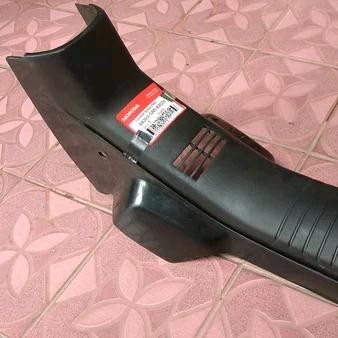 Legshield Tengah Sayap Tengah Honda Satrea Grand Legenda Original Ahm