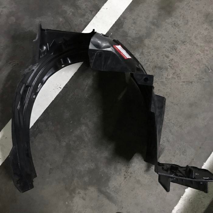 Liner Inner Fender Depan Honda Mobilio Tipe Rs