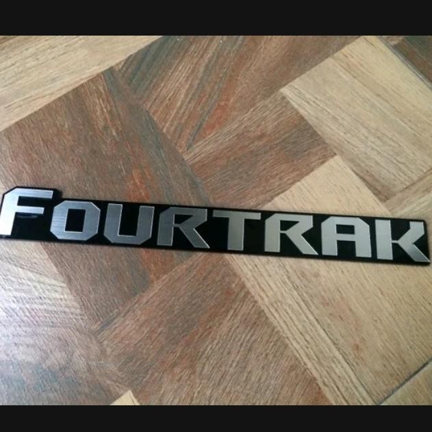 Emblem Logo Body Fourtrak Taft Rocky Hiline