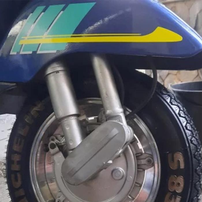 Diskon Sticker Stiker Cutting Striping Vespa Corsa Line Array Motorcycle