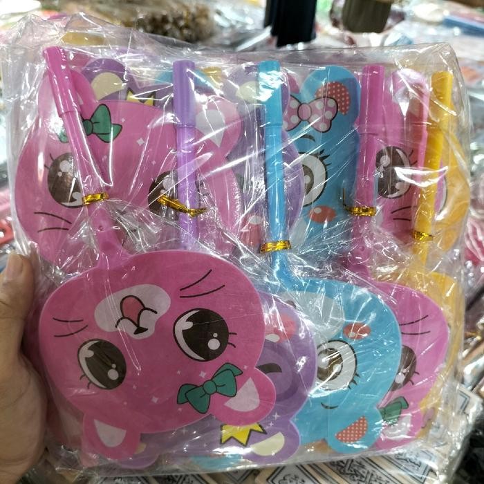 

[Deli Atk] Isi 50 Pcs Souvenir Pernikahan Ulang Tahun Pulpen Kipas Karakter K Plastik Lucu