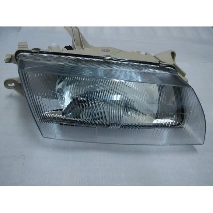 Headlamp Mazda 232 1997-99 Familia