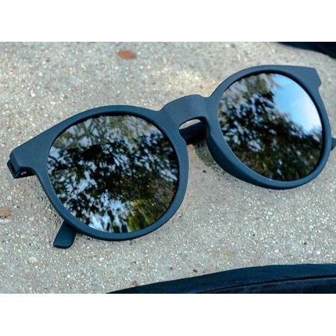 Goodr Kacamata Olahraga CG - It's Not Black, It's Obsidian