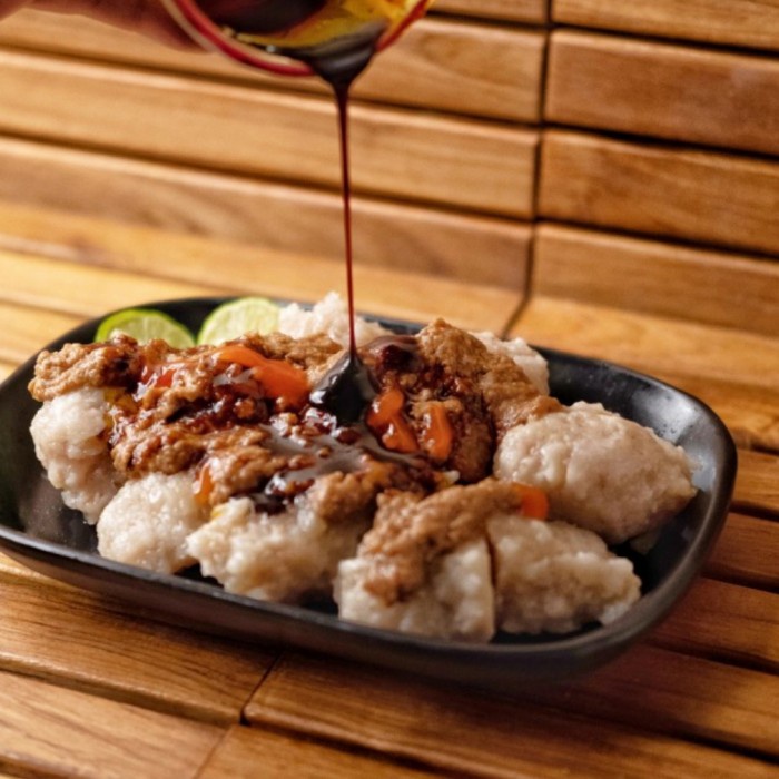 

SIOMAY BABI HOMEMADE (BUMBU KACANG) KODE 138