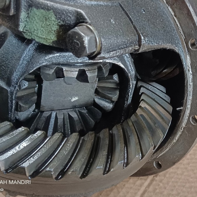 gardan/Tongkol mobil Mitsubishi colt L300 original japan ex Singapore