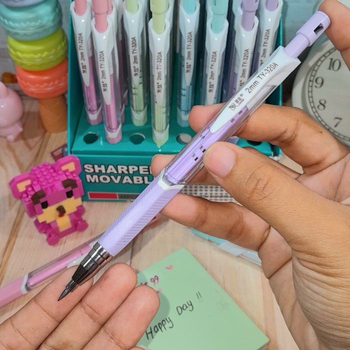 

TERMURAH SUPER MURAH Pensil Cetek Ukuran 2 mm tebal Ready 4 Warna / Pensil Mekanik 2.0 mm Alat Tulis