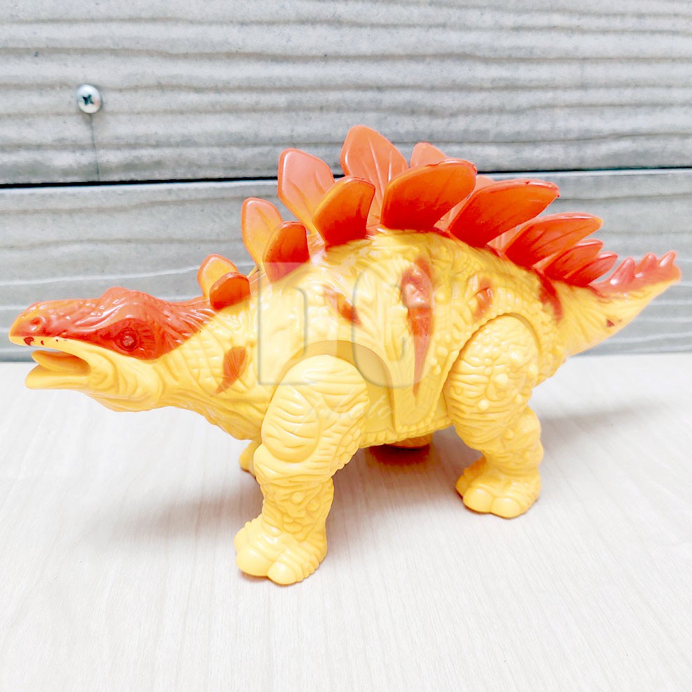 Gratis Ongkir  Dinosaur Stegosaurus Mainan Robot Dino Dinosaurus Bersuara & Berjalan Mata Menyala