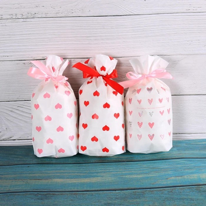 

Flashshow 12x17 - POUCH GOODIE BAG SERUT PITA - SMALL - kantong ulang tahun - hampers - plastik