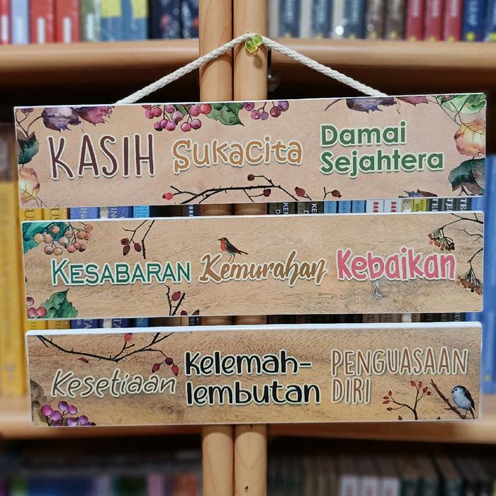Hiasan Dinding Kayu Pajangan Rohani Kristen Katolik