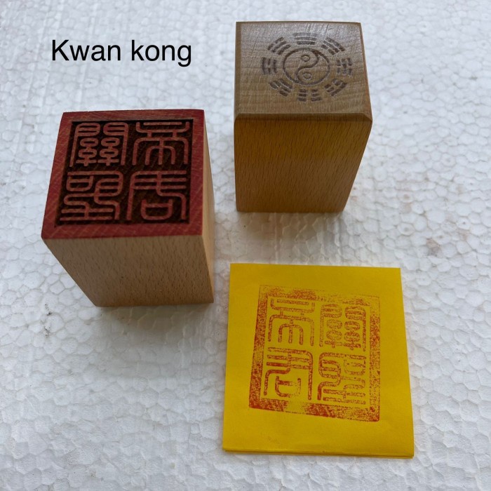 

Stempel Dewa Kwan Kong Ukir Kayu