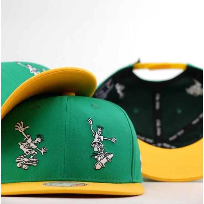 Topi Snapback 7Up Gambar