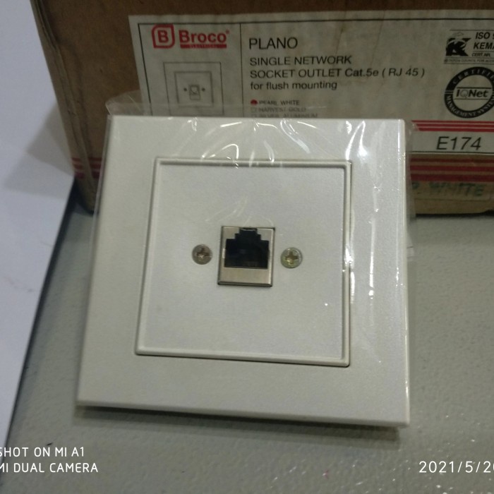 Stop Kontak Data Cat 5E Rj 45 Plano / Outlet Data