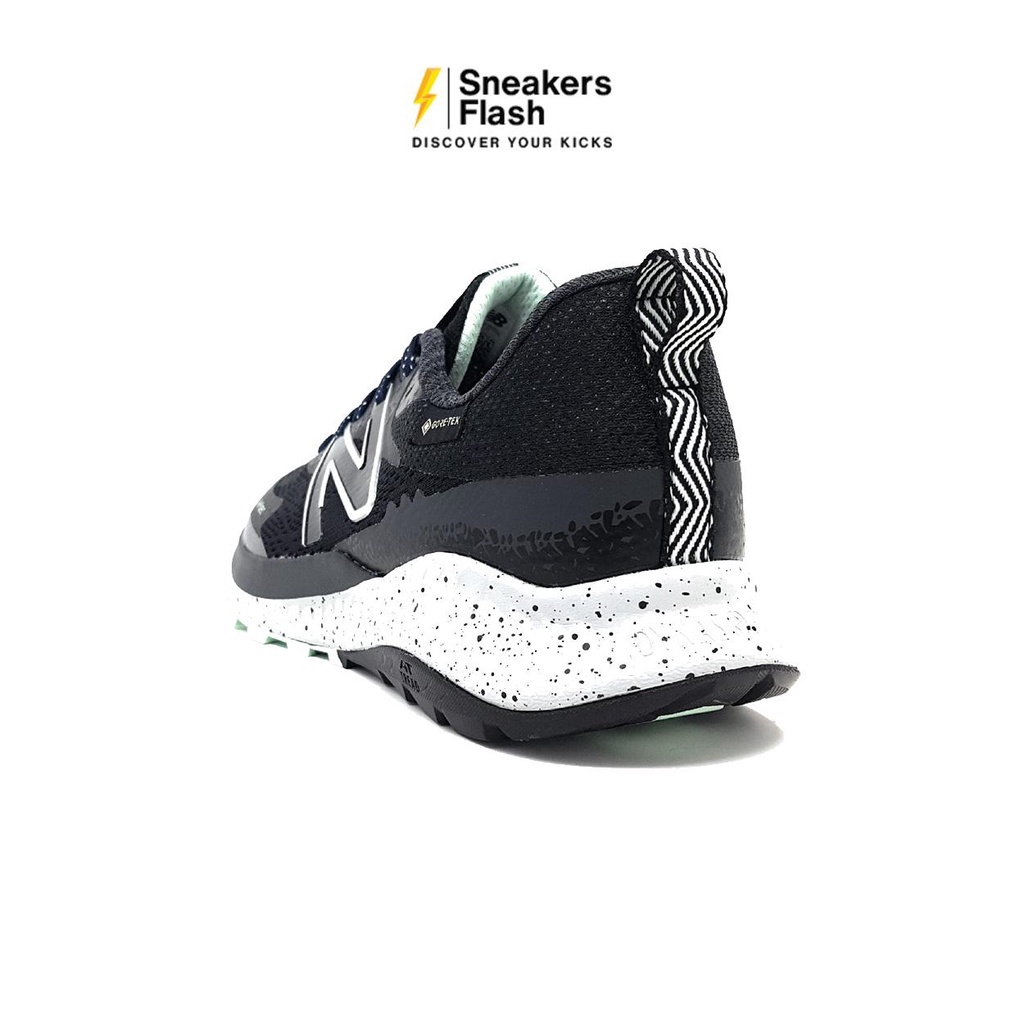 NEW BALANCE Nitrel V5 Gore-Tex Black Sepatu Sneakers Wanita - WTNTRGB5 - Size 37