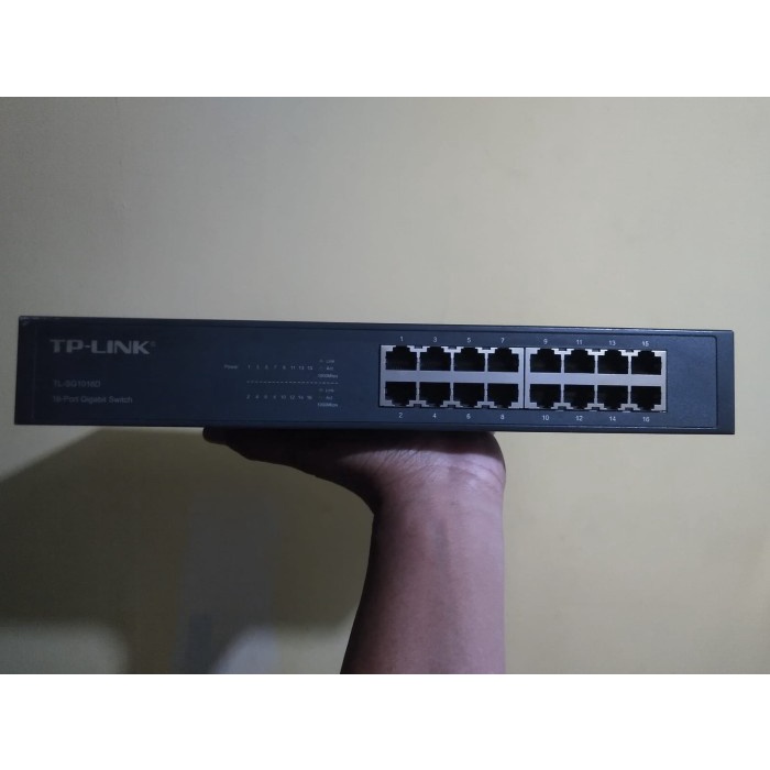 Swit 16 port Gigabit