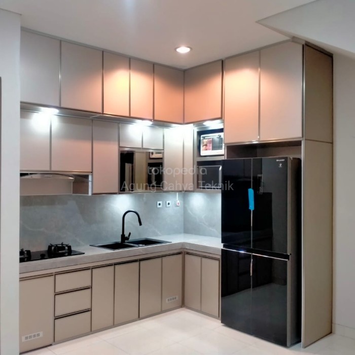 TERLARIS Kitchenset Aluminium ACP