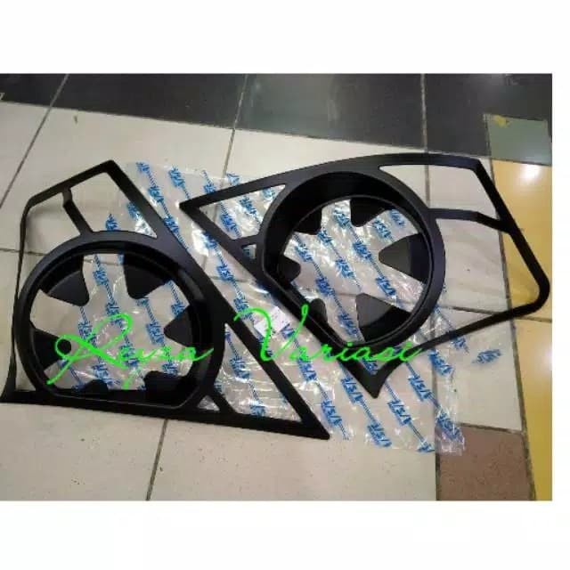 Garnish List Lampu Belakang Honda BRIO HITAM
