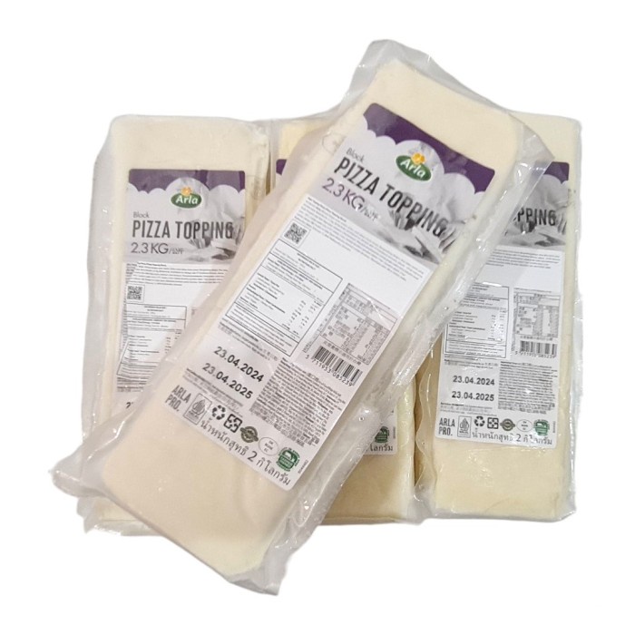 

Keju Mozzarella Cheese Arla Pizza Topping Block 2,3Kg Gojek Grab