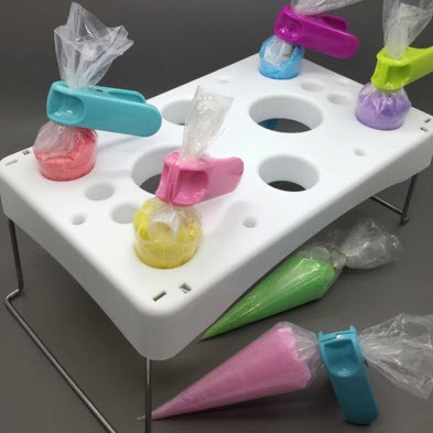 MEJA PIPING FOLDING CAKE PIPING BAG PASTRY BAG STAND PIPING BAG HOLDER KODE 1261