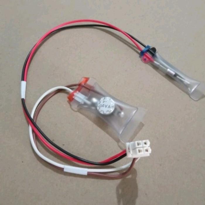 DEFROST FUSE Kulkas Sanyo Aqua 2 pintu