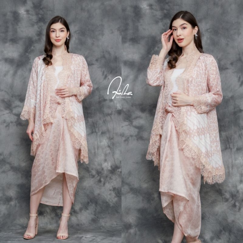 AIRA BATIK_ Melayu Outer Batik Outer Lace Batik Outer Brukat Kutubaru Batik Kebaya Kutubaru Outfit
