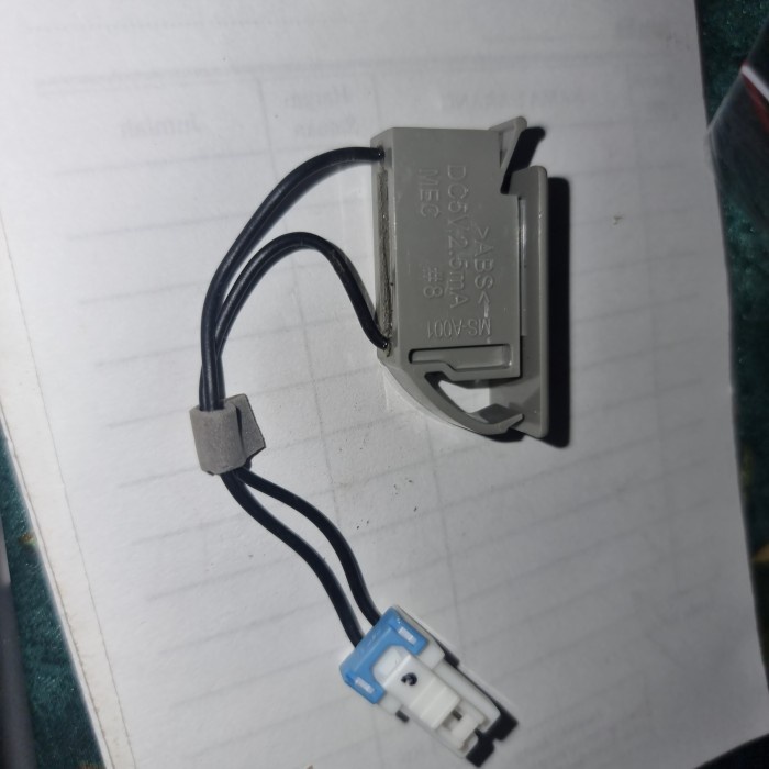 MAGNET SWITCH PINTU KULKAS LG 2 PINTU INVERTER ORIGINAL