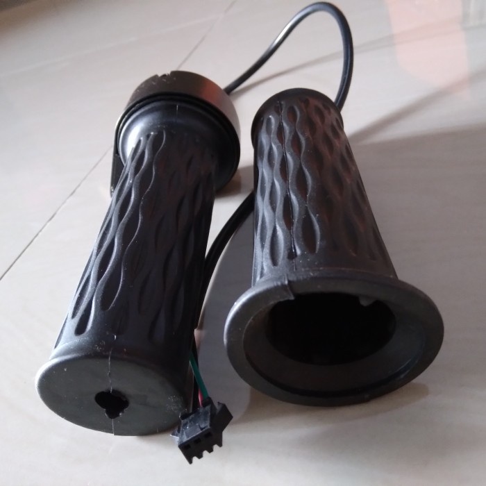 SPEED GRIP SELIS BUTTERFLY SPITGRIP GAS SEPEDA LISTRIK SELIS ORIGINAL