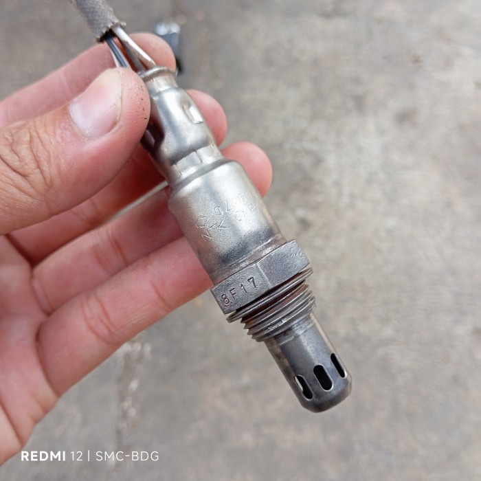 Sensor Oksigen O2 Knalpot Nissan Livina L10 Bagian Atas Ori Ntk Laik Pakai