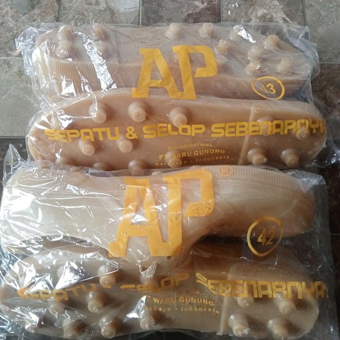 AP Boot Pendek Sepatu Karet cucuk AP warna krem Sepatu kerja Sepatu Karet Ke Sawah Sepatu