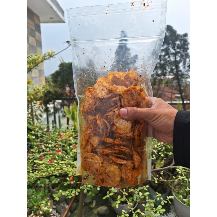 

1kg - Keripik Pedas Daun Jeruk Terigu Bayam (Gungek Bayam) Rasa Pedas Camilan Food Makanan Snack