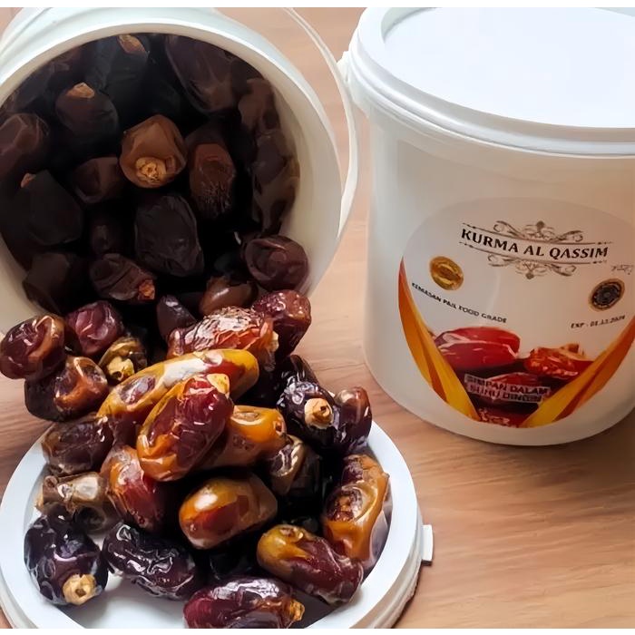 

Paket 2 Ember Kurma Al-Qassem 500 Gram Manis Kering Camilan Food Snack