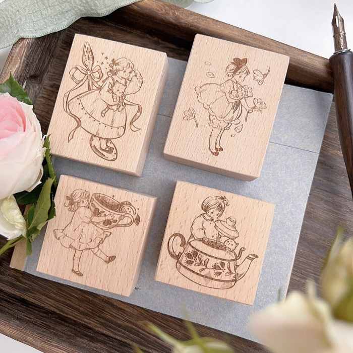 

Dayday Teacup Girl Rubber Stamp