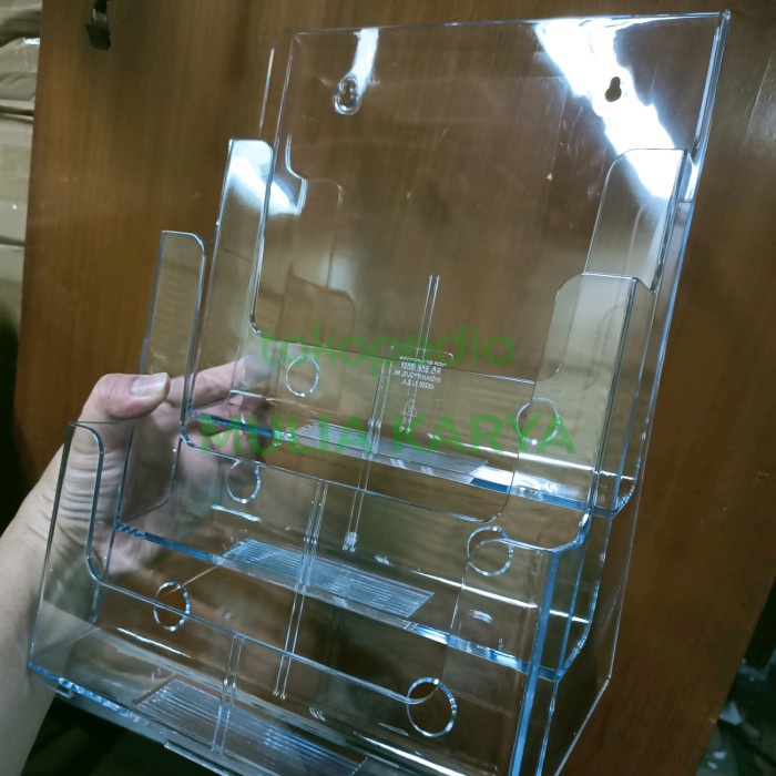 

BARANG TERLARIS Display Akrilik Brosur 3 susun A4