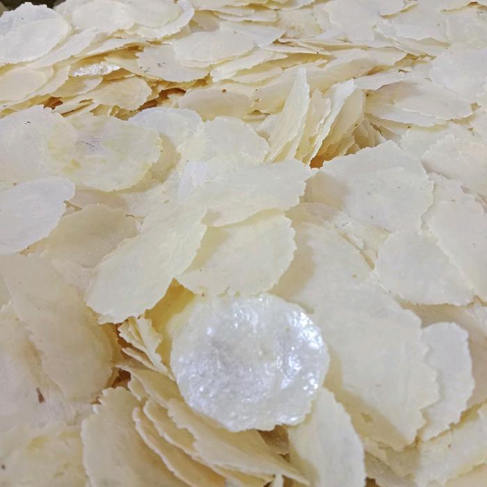 

EMPING MELINJO SUPER TIPIS BIJI 1 FRESH 1 KG ASLI LIMPUNG EMPING SETENGAH KETING SUPER Crispy