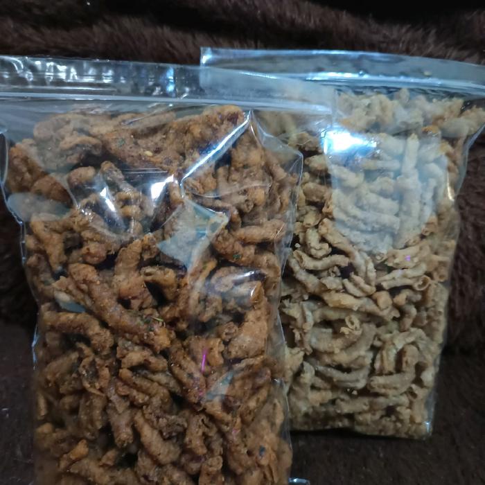 

1kg-Usus Daun jeruk Campur (usus pedas 500gr & usus original 500gr) / Snack Food