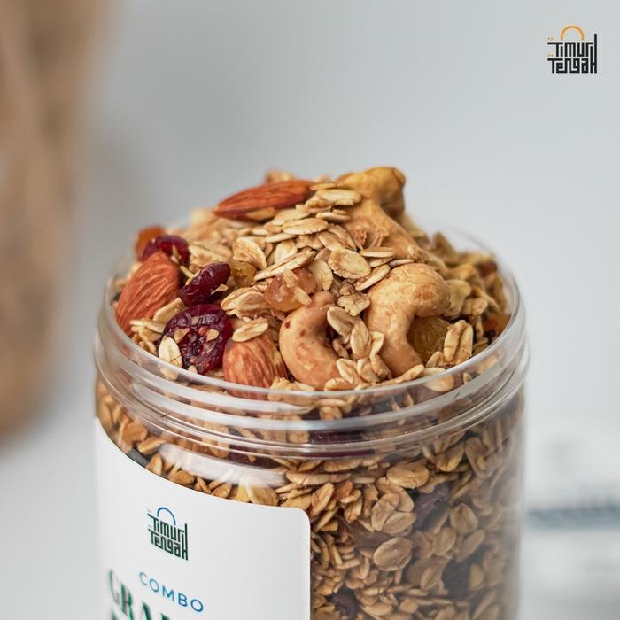 

Terbaru!! [Bundling 2 Produk] Granola 500Gr Kemasan Toples Timur Tengah Sereal Makanan Sehat Cod