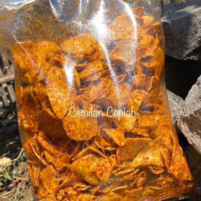 

Keripik basreng bulat pedas daun jeruk Cemilan Kering Snacks 1kg