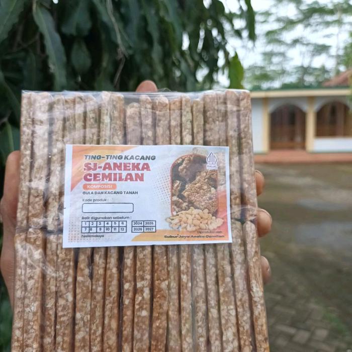 

Kue Lebaran Manis Ting Ting Kacang dan Wijen 500gr - Crisps & Puffed Snacks - Food