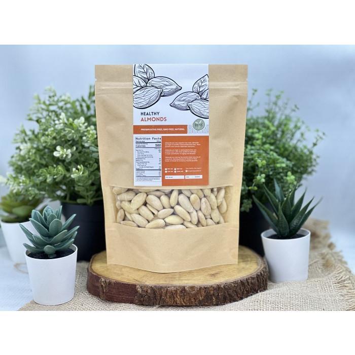 

Organic Paradise Raw Almond Blanched 1 Kg / Kacang Almond Mentah Kupas Kulit 1 Kg USA NON GMO