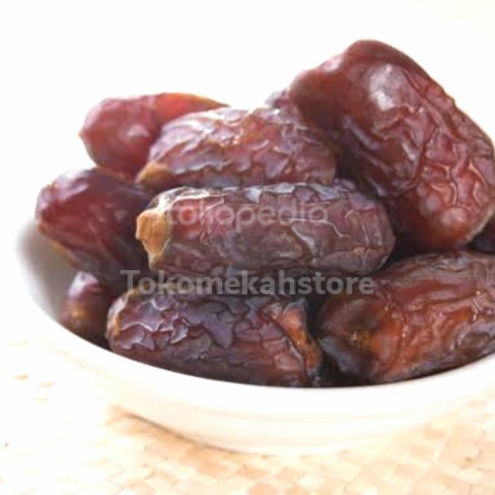 

kurma medjool palestina jumbo 1kg